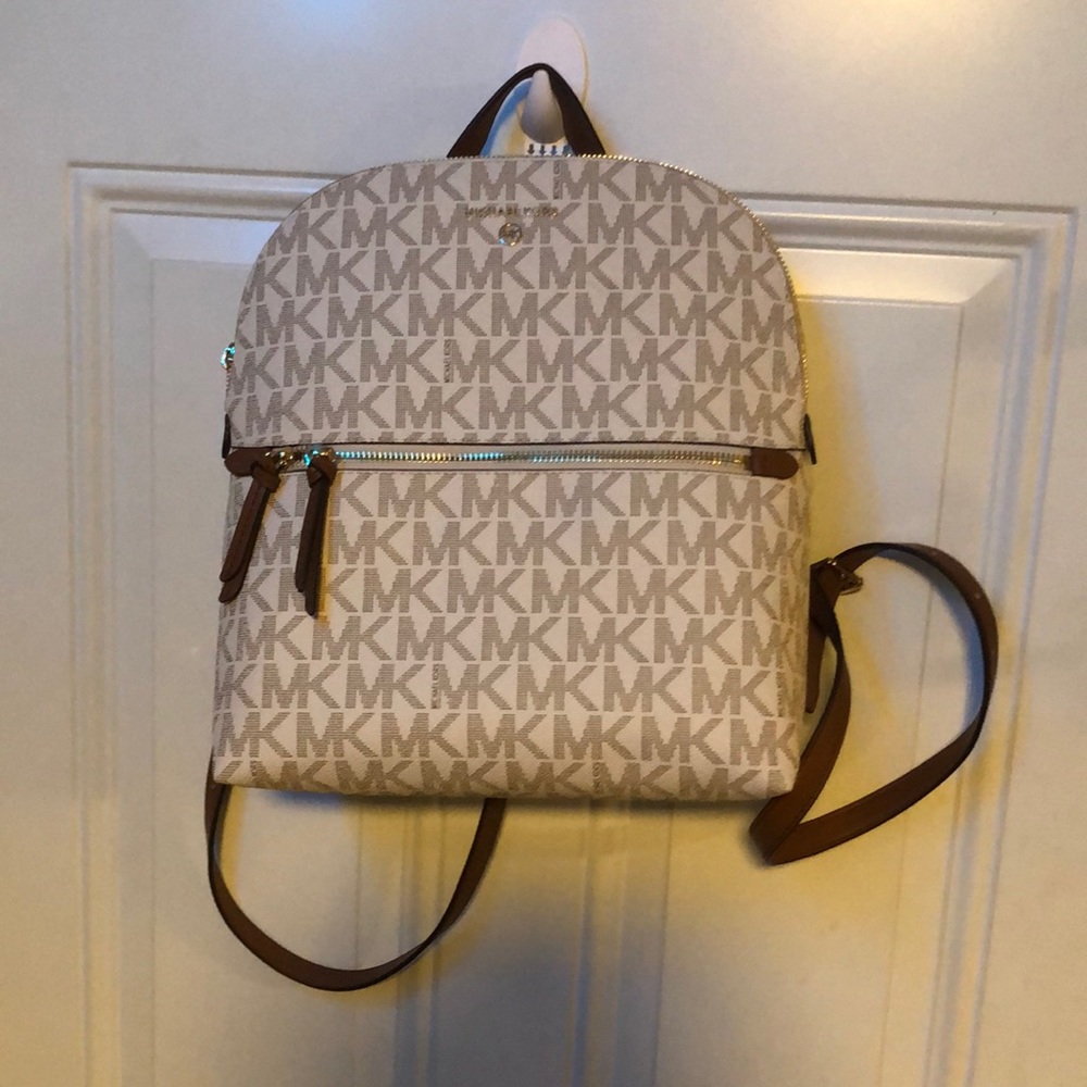 Michael Kors backpack 🎒 NWT - Picture 1 of 9